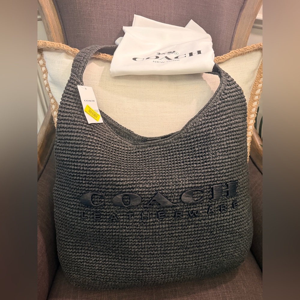 NWT Coach Black Straw/Woven Brooklyn 39 with dust bag - Picture 5 of 6